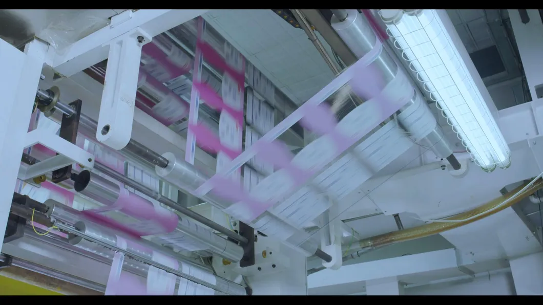 Non tissé Fermeture à glissière Petit pantalon noir Booty pantalon fermeture à glissière sac serviette sous-vêtements Leggings sac de vêtements 9